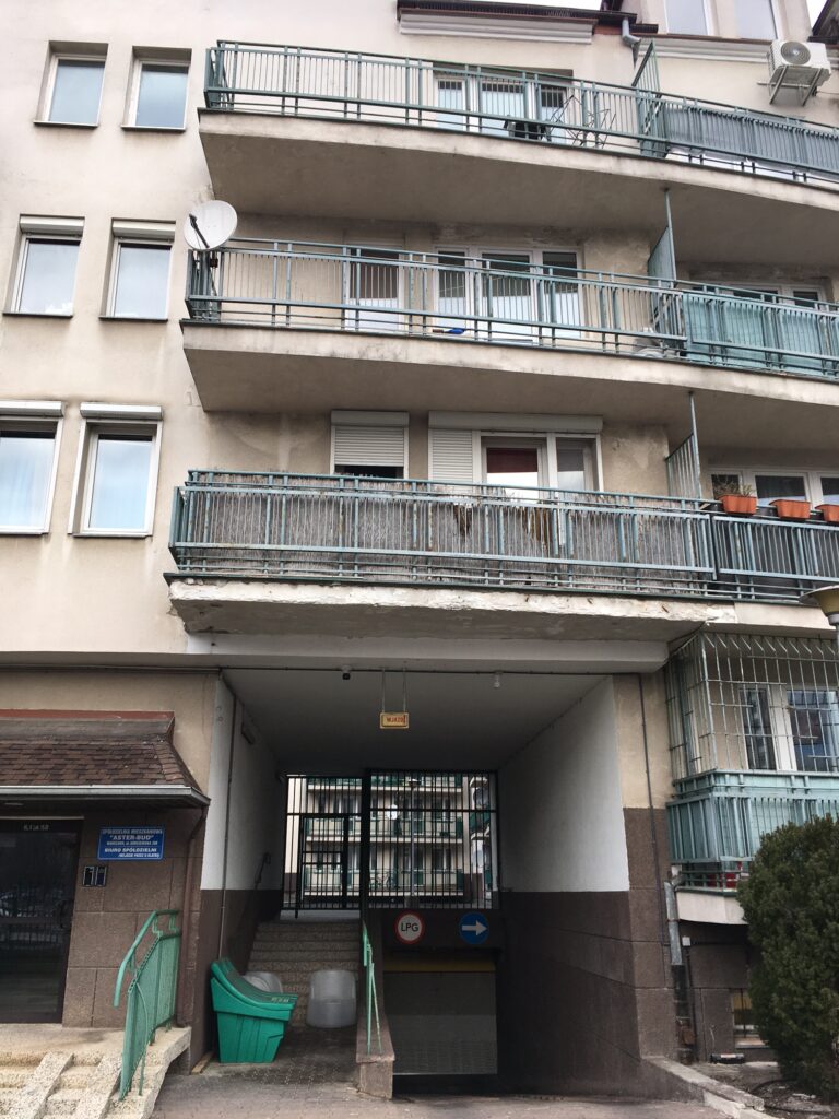 Read more about the article Remont balkonów